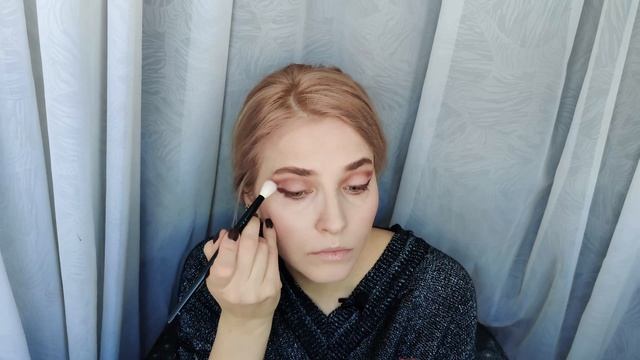 МАКИЯЖ ПЕРВОЕ ВПЕЧАТЛЕНИЕ ПАЛЕТКОЙ RUSSIAN DOLL ОТ ELIAN смотреть онлайн