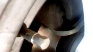 Стук стойки Kia Soul ???