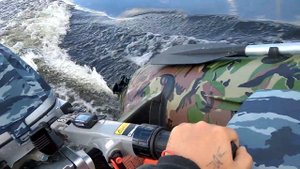 Гребной винт солас и свист от него.