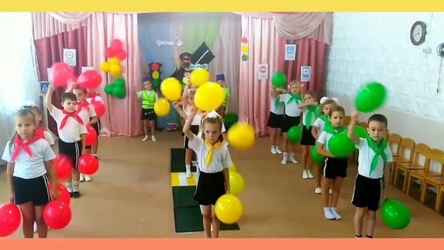 Флешмоб "Светофор" МБДОУ детский сад "Малыш" Зерноградского района.