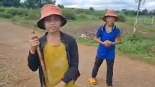 Chạy Xe HONDA 67 Về Miền Trung Lấy Vợ Miền Núi Nè #vvo смотреть онлайн