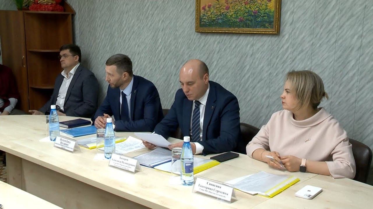 Переселение из аварийных домов и благоустройство: глава Алмазного рассказала о планах на 2024 год