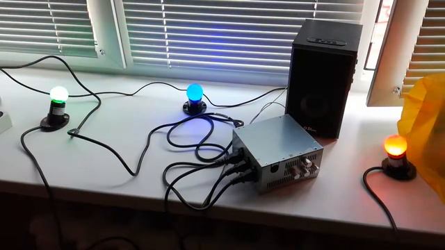 Простая трехканальная цветомузыка с лампами 220В смотреть онлайн