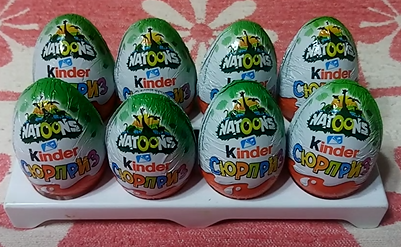 Открываем киндер сюрприз Натунс №1. We open kinder surprise Natuns №1.