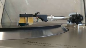 Technics SL-1301 with Technics 270C видео работоспособности