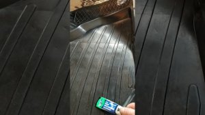 как и чем заклеить камеру от садовой тачки, велосипеда, мотоцикла из китайской резины..