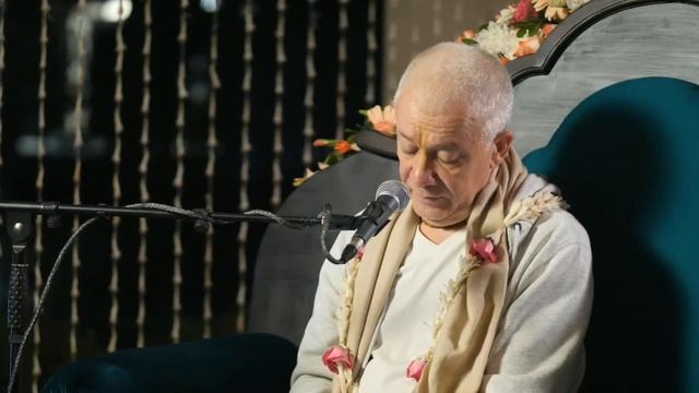 14.02.2023 Чайтанья-Чаритамрита, Ади-лила 1.19. Е.М. Чайтанья Чандра Чаран прабху. Маяпур, Индия