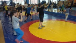 Детская тренировка по самбо.