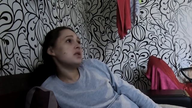 ОДИНОКАЯ МНОГОДЕТНАЯ МАТЬ И ЕЁ ДЕТИ ЗАМЕРЗАЮТ. ПРИВЕЗЛИ ПРОДУКТЫ И ПОДАРКИ МНОГОДЕТНОЙ МАМЕ.