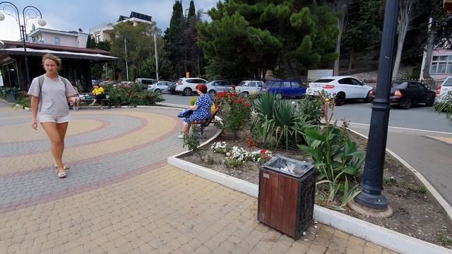 Бархатный сезон, Крым/Алушта. Ехать надо в сентябре, цены в половину смотреть онлайн