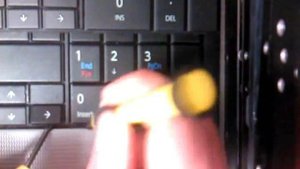 How To Replace Toshiba Satellite C850 Keyboard