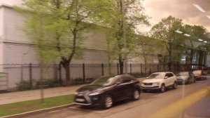 Улицы Плющиха и Погодинская - из окна автобуса в сторону Лужников