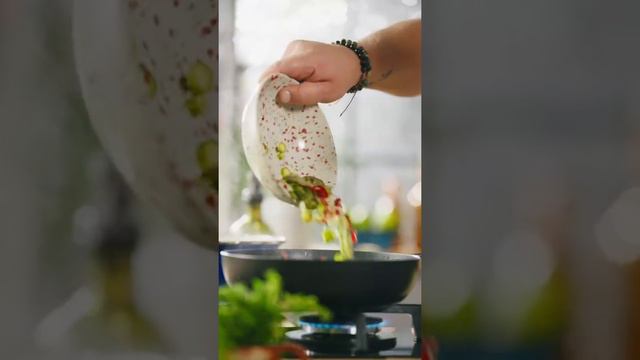 Szybki przepis na gnocchi ze szparagami 🧑🏼🍳#baziolka #zioła #herbs #quickrecipes #parmesan смотреть онлайн