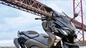 NEW YAMAHA T-MAX 250cc Scooter Metic Dilaunching 2019