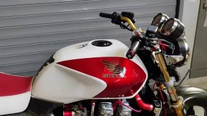 Honda CB 1300 walkaround and exhaus sound ??