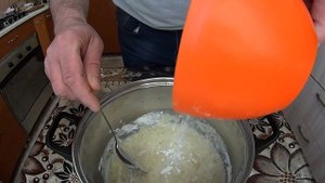 БАНАНОВЫЕ ОЛАДУШКИ ДЛЯ ДЕТЕЙ ОТ 1.5  ГОДА .