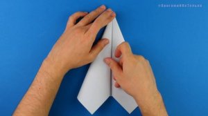 Как сделать самолетик из бумаги [Оригами]