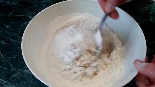 НЕЖНЫЕ,ВОЗДУШНЫЕ И БЕЗУМНО ВКУСНЫЕ ПОНЧИКИ К ЧАЮ?.Быстрый завтрак.ЖАРЕНЫЕ НА СКОВОРОДЕ.donuts смотреть онлайн