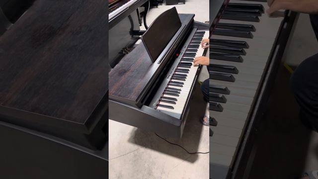 Piano roland Hp 335. Giá chưa tới 10tr. Liên hệ 0703553999 смотреть онлайн