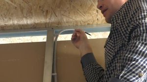 Электрика во времянке. Перегородки из ГВЛ. Строительство времянки.