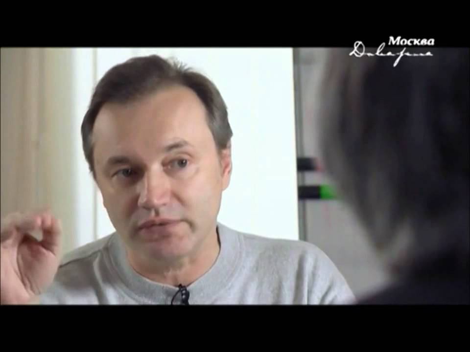 Помогаем художникам инвалидам найти меценатов. Интервью Александра Кичаева