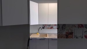 Замена старых фасадов кухни на новые.