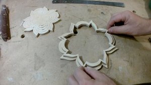 Выпиливание корзинки на лобзиковом станке. Новый дизайн.