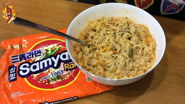Корейская лапша Samyang Ramen (с говядиной) смотреть онлайн