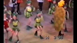 Ансамбль "Буратино". Танец "Маленькая страна". 14.03.1998г.