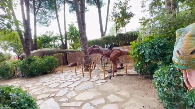 Mark came in dinosaurs world. Jurassic park. Mark Energy saves daddy from dinosaur. Car racing! Kid смотреть онлайн