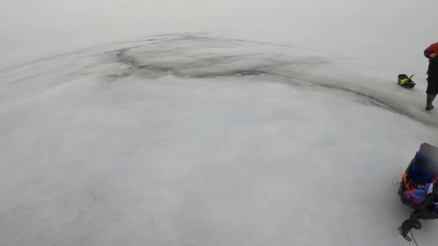 Рыбалка на Волгоградском водохранилище 2022, экстремальный лед! смотреть онлайн