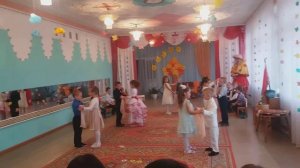 Вальс в детском саду. Осенний вальс