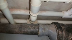 Рукажопые Сантехники всё перепутали/смена труб ванной комнате/трап сухим гидрозатвором/ДомСантехник