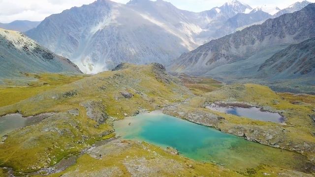ГОРА БЕЛУХА | BELUKHA MOUNTAIN - АЭРОСЪЕМКА С ДРОНА смотреть онлайн