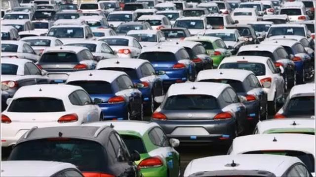 Volkswagen's UK sales fell in October, says SMMT смотреть онлайн