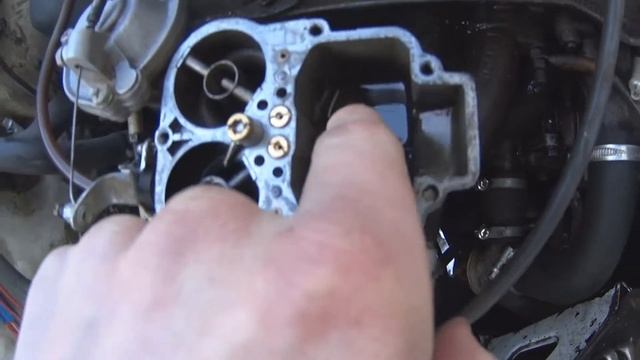 Будни тазовода#7 Переборка карбюратора ДААЗ 2105 на моей ВАЗ 2106 смотреть онлайн