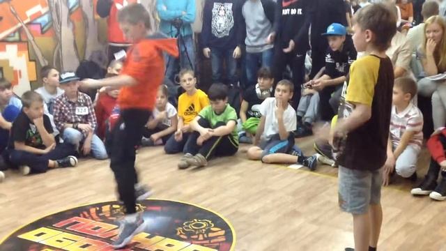 Крылов Дима VS ? | 1/4 | 10-12 лет | до 1 года смотреть онлайн