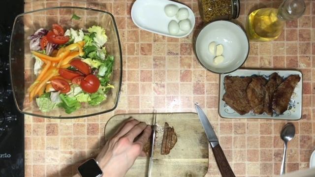 Яркий и сытный салат, пальчики оближешь! смотреть онлайн