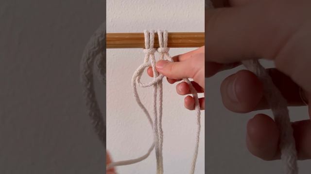 Левосторонний квадратный узел #макраме #урокимакраме #diy #macrame