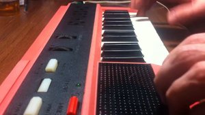 Univoks \ Детский синтезатор Юнивокс