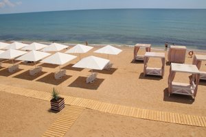 Золотой пляж в Береговом. Феодосия. Крым