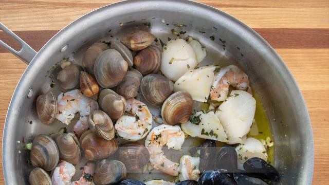 Frutti di Mare Recipe - An Italian Classic смотреть онлайн