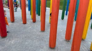 Лея и столбы. Парк Галицкого. Краснодар