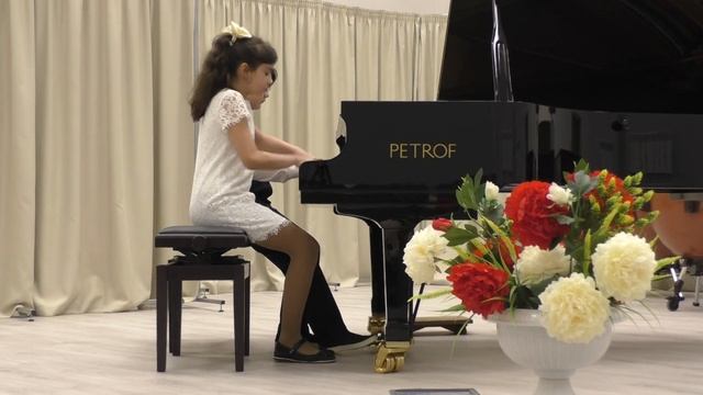 К. Листов "В землянке" Аранжировка С. П. Новоселова. Исполняют Ева Гиденко и Филипп Галкин. смотреть онлайн