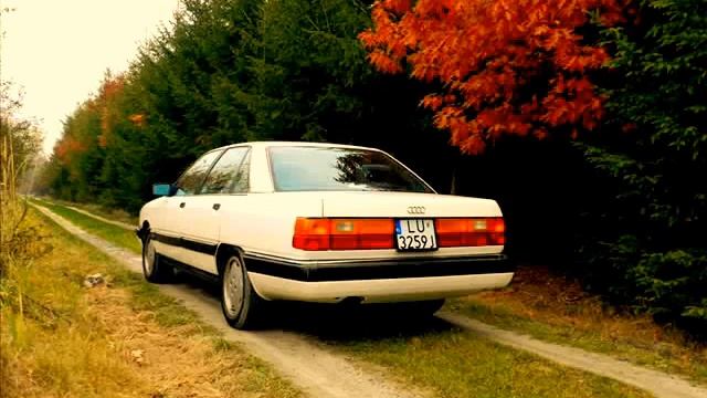 Audi 100 C3 Typ 44 смотреть онлайн