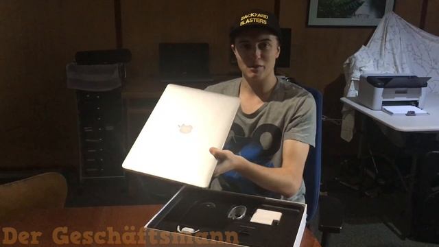 Unboxing the MacBook Pro 15" Retina 16GB 512GB Core i7 Mid 2015 смотреть онлайн