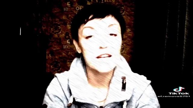 В любой красивой тётеньке, в любом усатом дяденьке живёт ребенок маленький и песенки поёт... смотреть онлайн