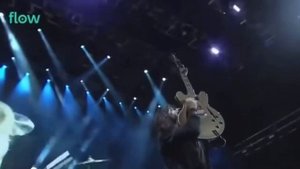 Foo Fighters - Times Like These (Tribute to Taylor Hawkins)