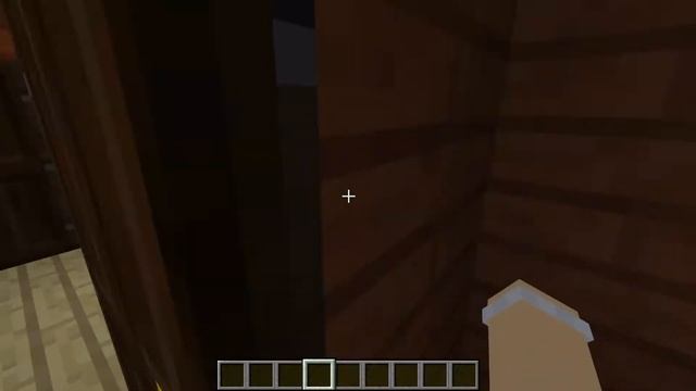 Большой классический дом в деревне Minecraft смотреть онлайн