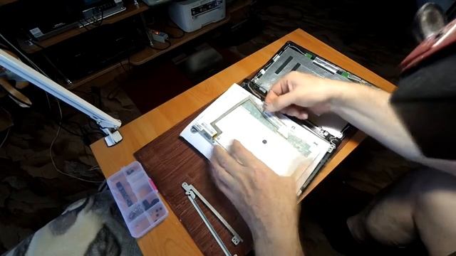 Меняем экран на нетбуке смотреть онлайн